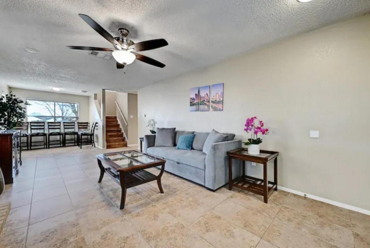 Villa Pet Friendly Modern 3BR 25BA Nearby Park &Trail - Smoke Pflugerville Exterior foto